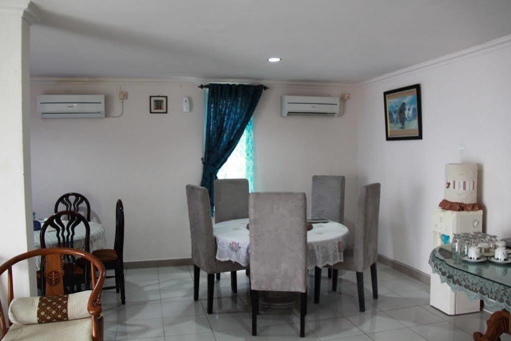 Pondok Malabar Guest House Jakarta Exterior foto